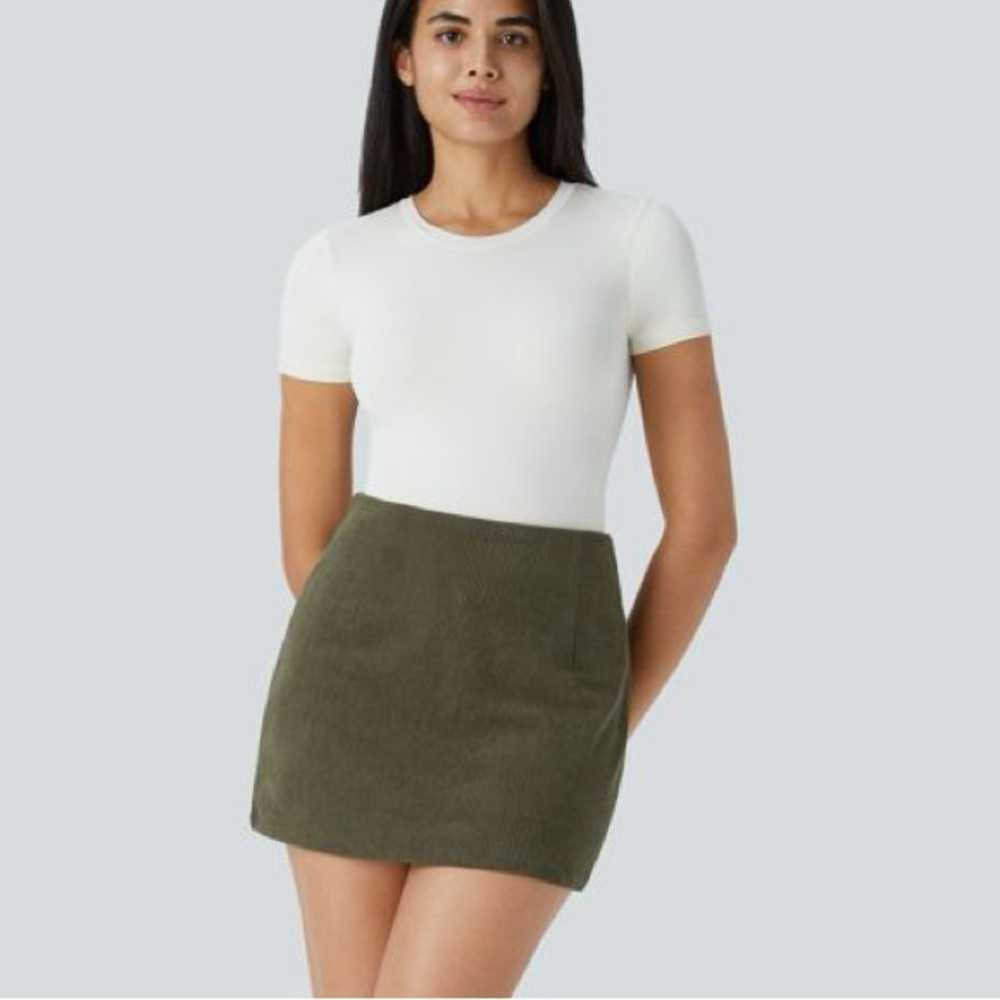 Halara High Waisted  2-in-1 A Line Mini Corduroy Casual Skirt Size Medium
